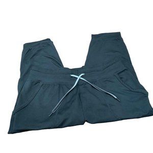 Green Tea Black Capri (18") Workout Pant w/Front Pockets & Drawstring Waist